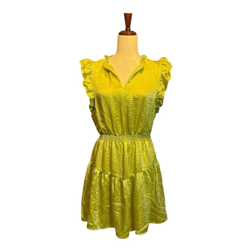 NWT Steve Madden Chartreuse Ruffled Cap Sleeve Mini Dress Size Medium W0457